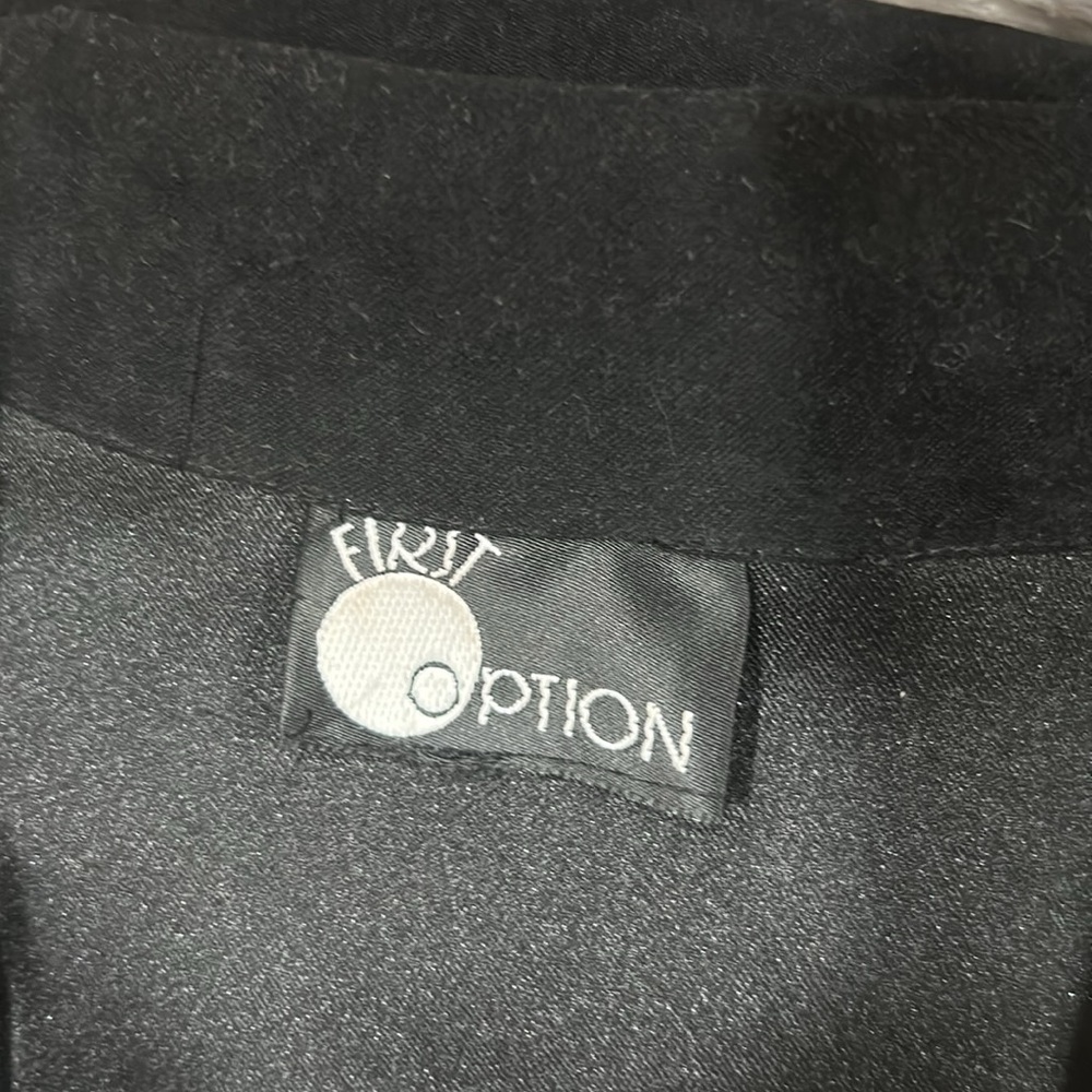 First Option size large. - Picture 8 of 8
